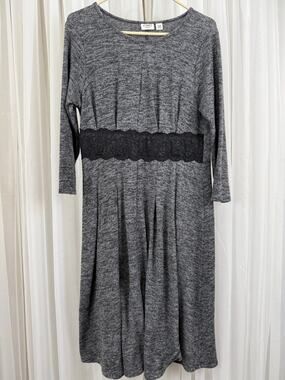 Cato Woman Plus Size 14/16W Heather Gray Fit & Flare Knit Dress with Lace Accent